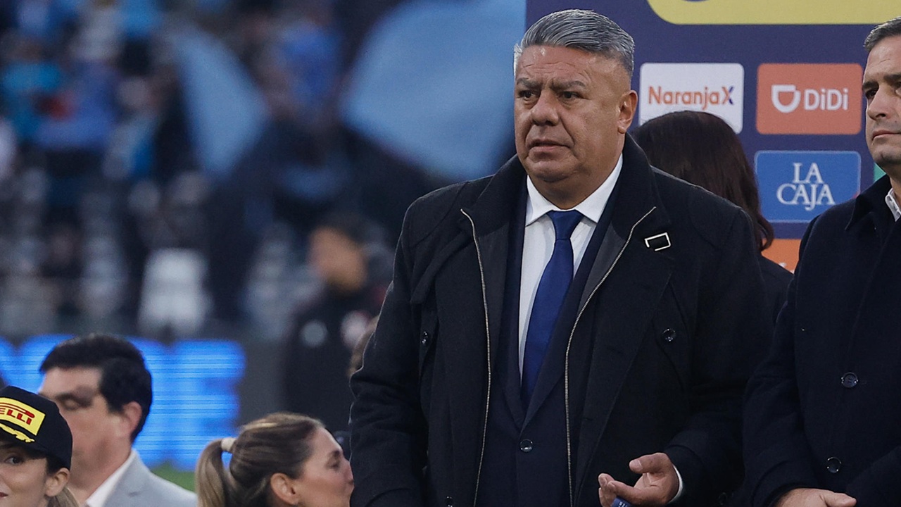 Presidente da associação argentina de futebol é intimado nos EUA