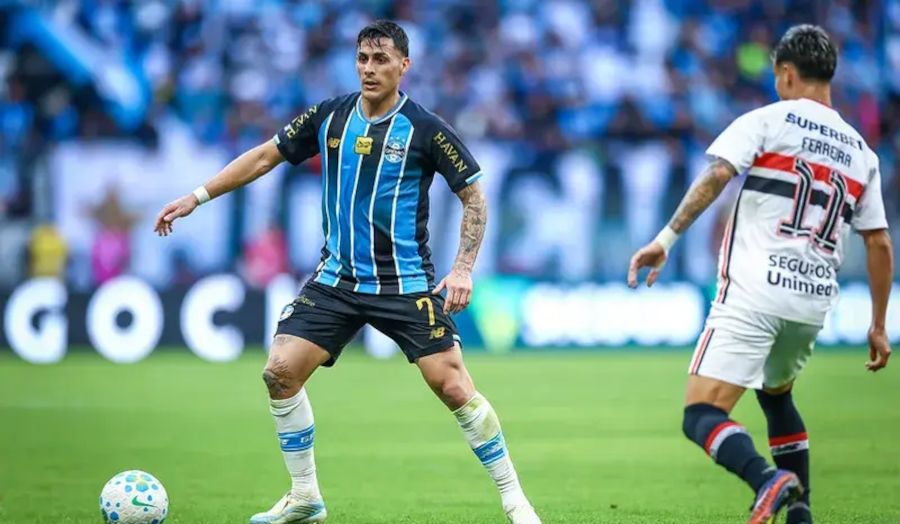 Grêmio vence o São Paulo de virada e sobe na tabela do Brasileirão
